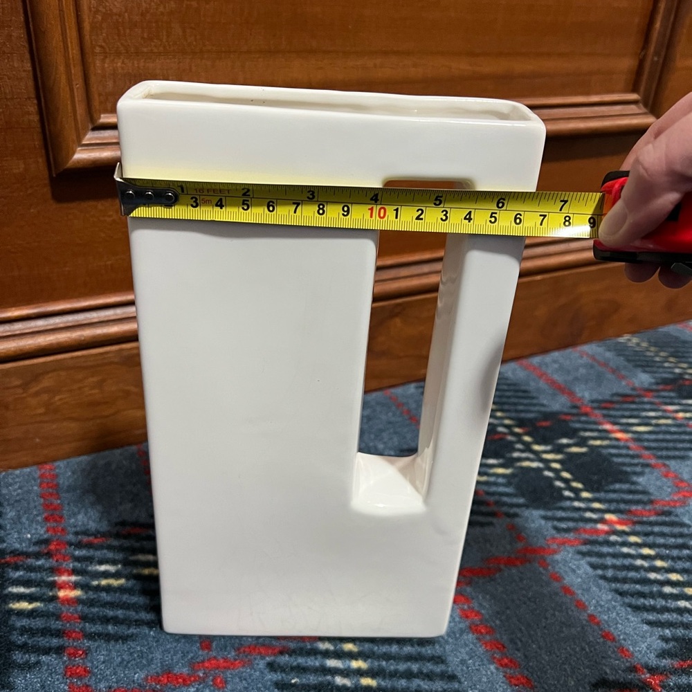 Vintage rectangular White Ceramic Chimney Vase - Picture 10 of 11